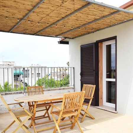B&B Palazzo La Traja 갈리아노델카포 외부 사진