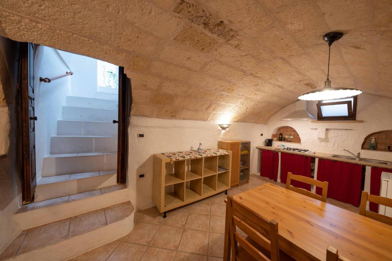 B&B Palazzo La Traja 갈리아노델카포 외부 사진