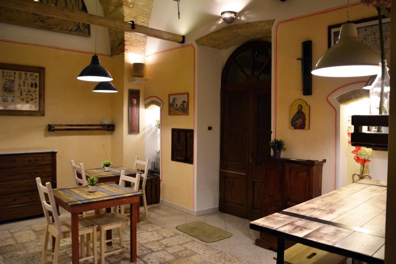 B&B Palazzo La Traja 갈리아노델카포 외부 사진
