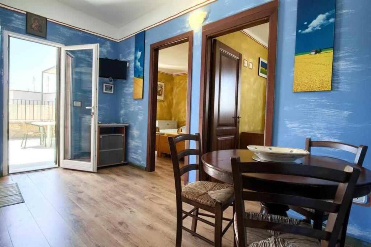 B&B Palazzo La Traja 갈리아노델카포 외부 사진